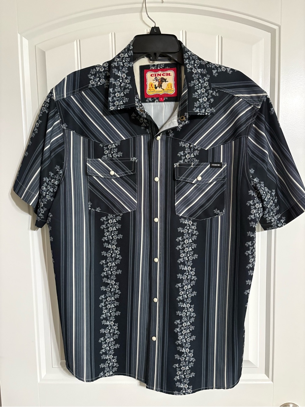 Cinch Men’s Navy Floral Stripe Western Shirt